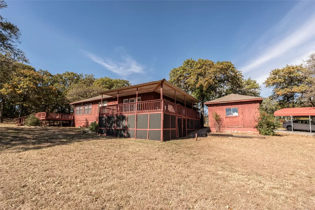 121 Fairway Drive Nocona TX 76255