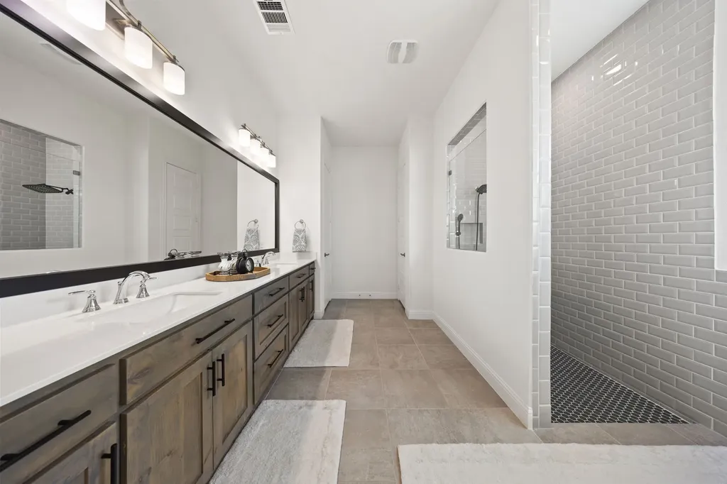 9512 Austin Street Rowlett TX 75089