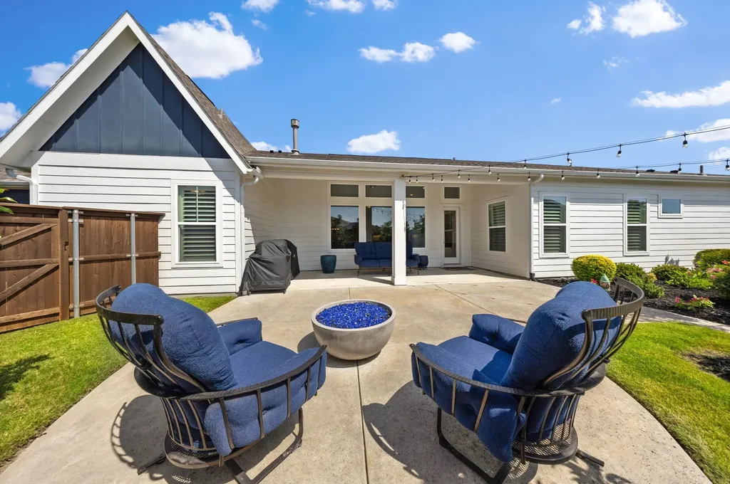9512 Austin Street Rowlett TX 75089