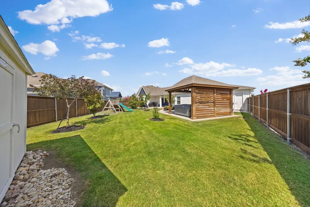 9512 Austin Street Rowlett TX 75089