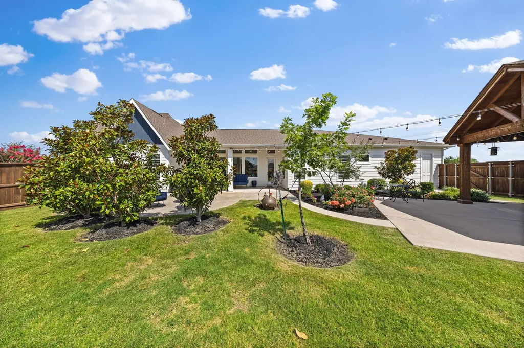 9512 Austin Street Rowlett TX 75089