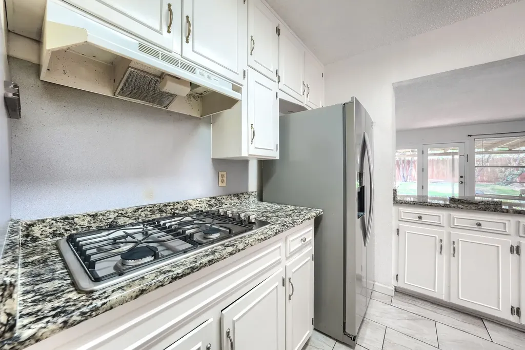 821 Prestwick Street Bedford TX 76022
