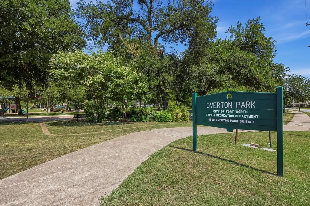4320 Bellaire Drive S Fort Worth TX 76109