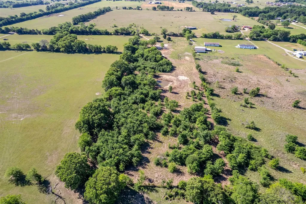 15826 County Road 2501 Eustace TX 75124