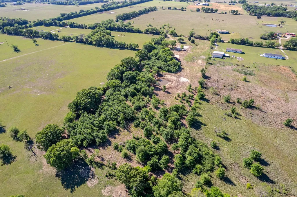 15826 County Road 2501 Eustace TX 75124
