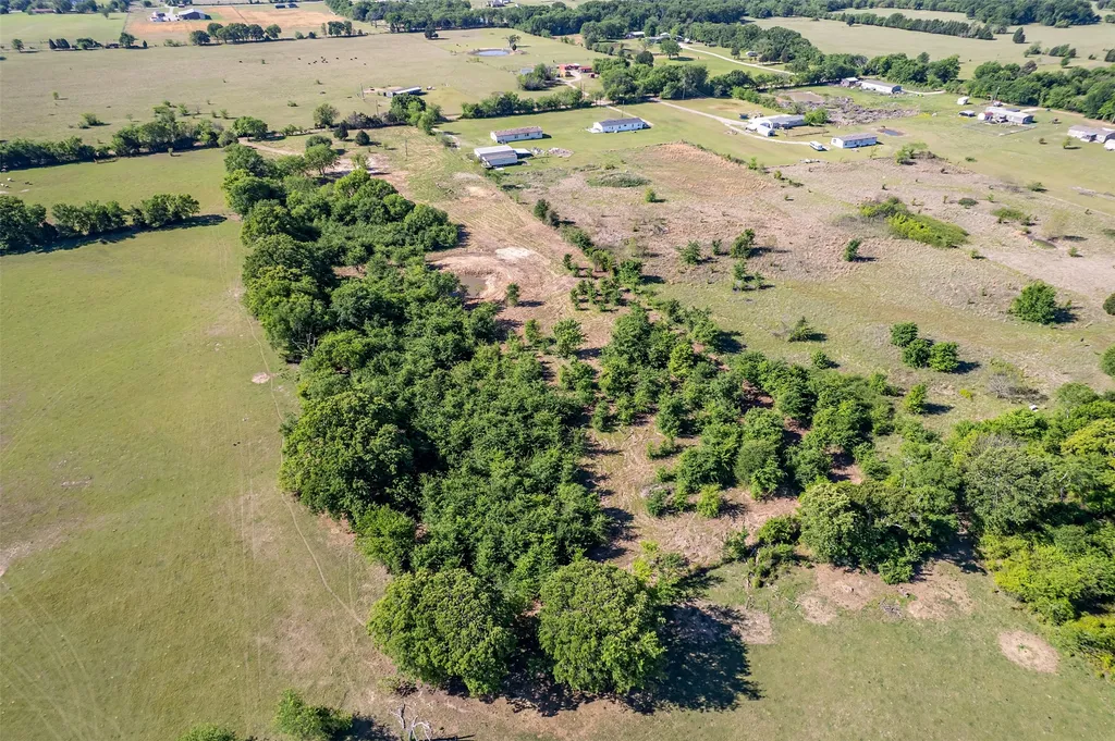 15826 County Road 2501 Eustace TX 75124