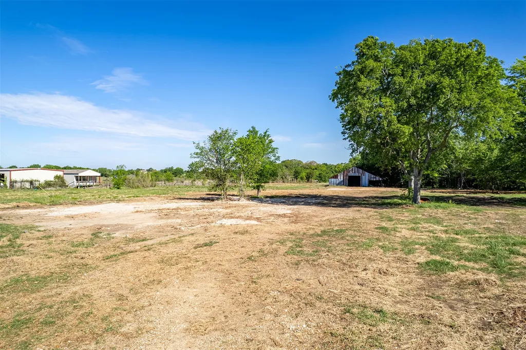 15826 County Road 2501 Eustace TX 75124