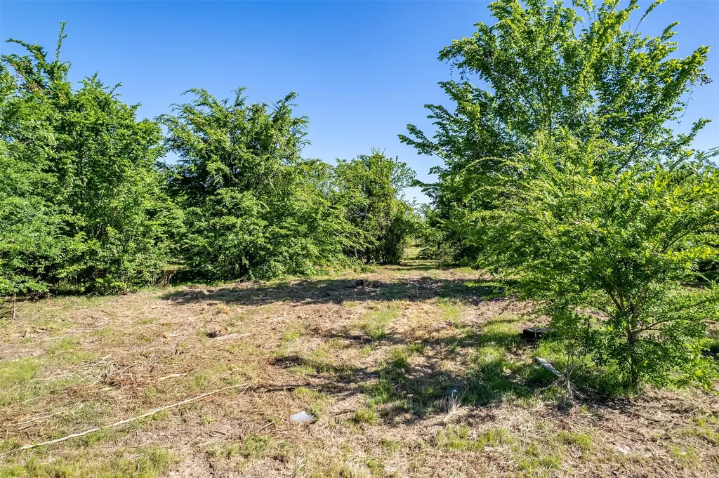 15826 County Road 2501 Eustace TX 75124