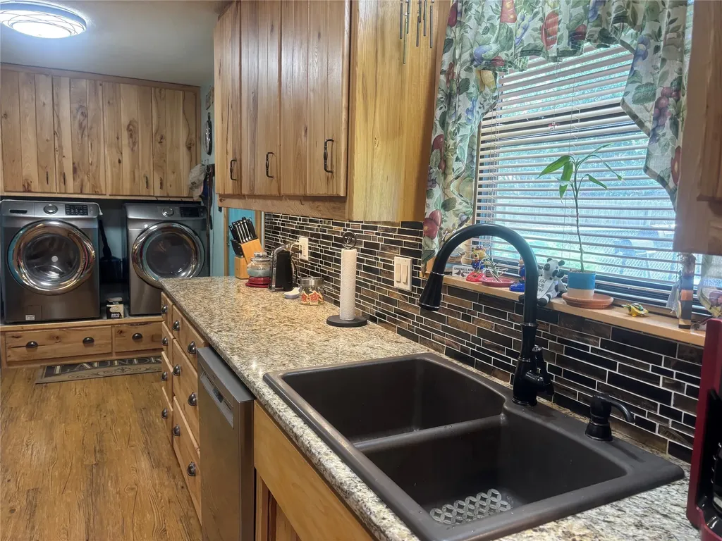 1601 24th Avenue Mineral Wells TX 76067