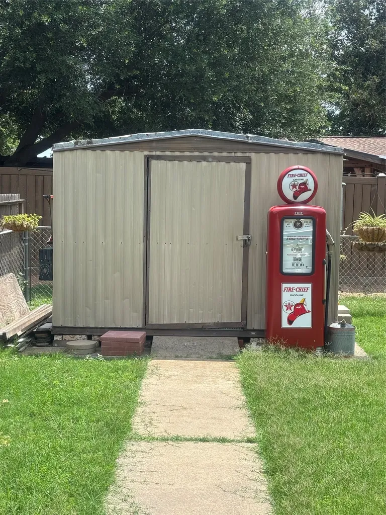 1601 24th Avenue Mineral Wells TX 76067