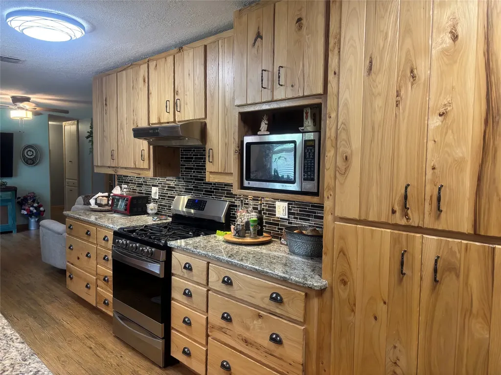 1601 24th Avenue Mineral Wells TX 76067
