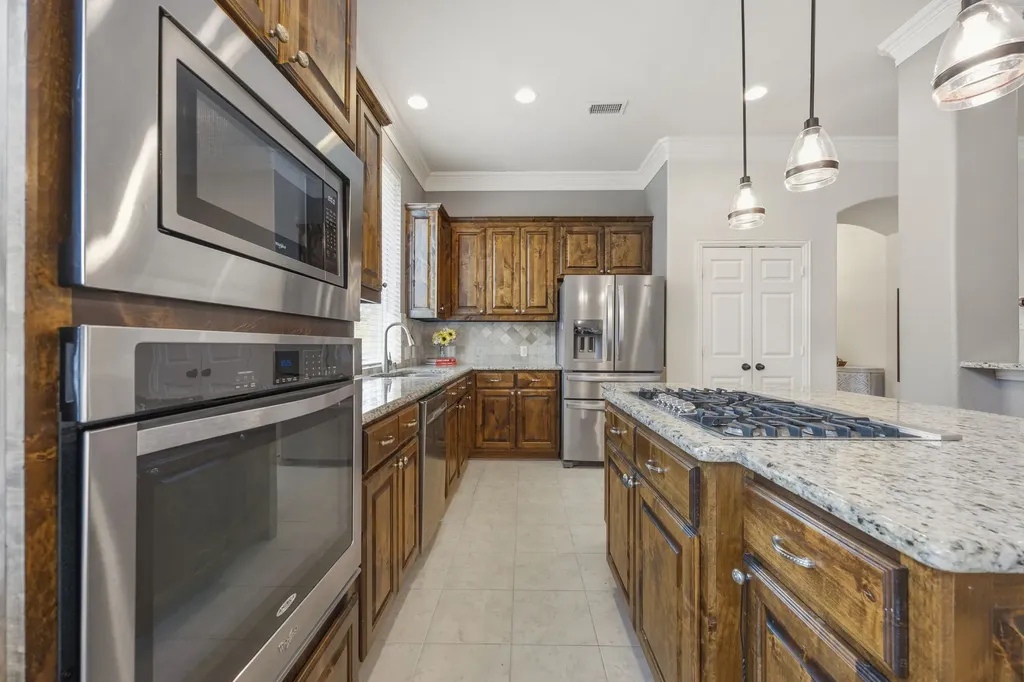 7540 Meadow Run Lane Sachse TX 75048