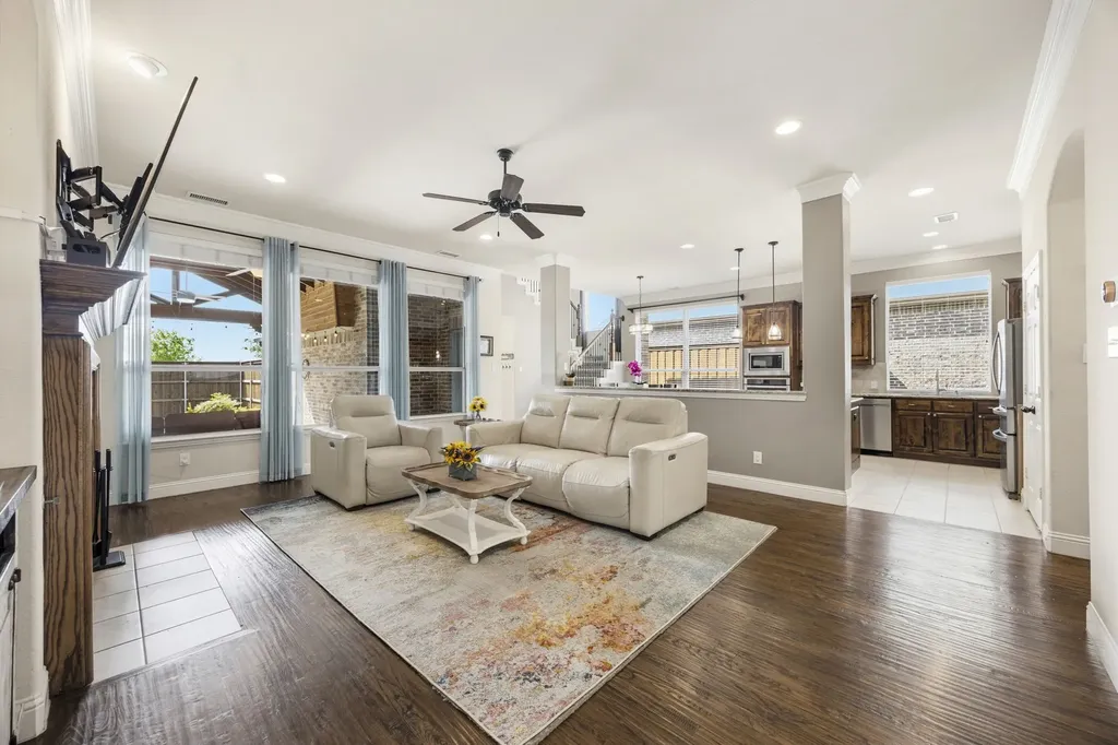 7540 Meadow Run Lane Sachse TX 75048