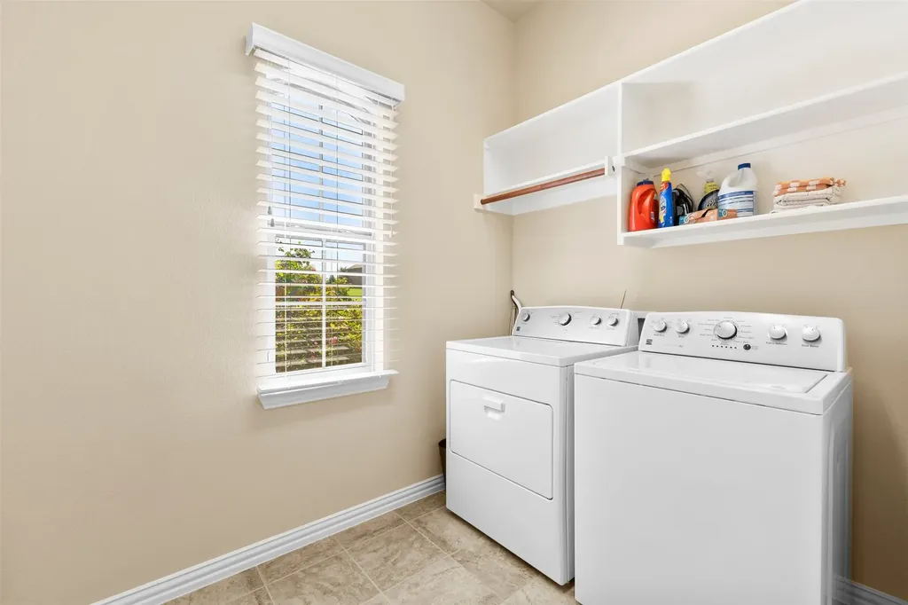 115 Taylor Ridge Drive Waxahachie TX 75167