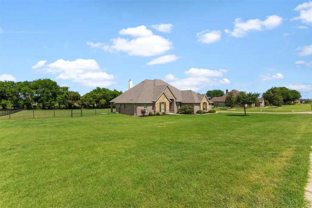 115 Taylor Ridge Drive Waxahachie TX 75167