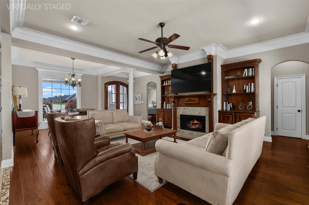522 Falling Water Circle Bossier City LA 71112