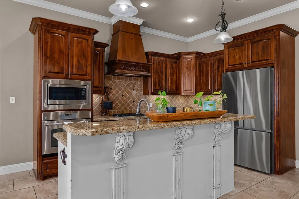 522 Falling Water Circle Bossier City LA 71112