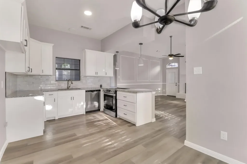 111 Homestead Drive Lancaster TX 75146