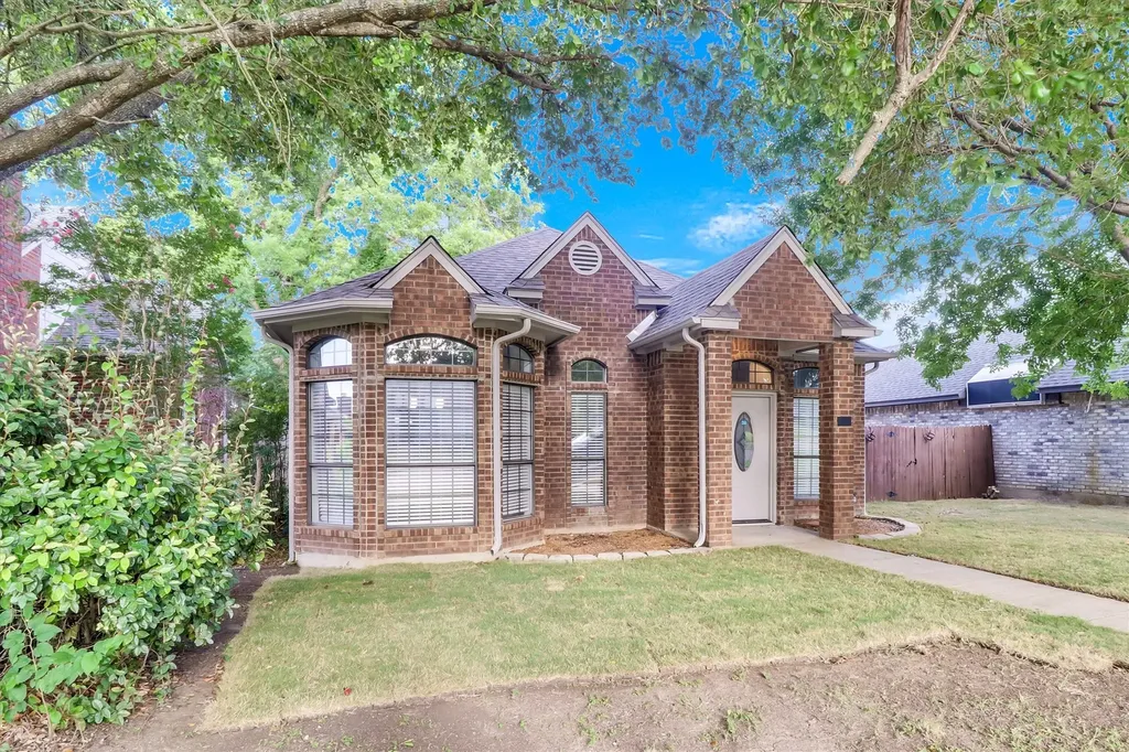 111 Homestead Drive Lancaster TX 75146