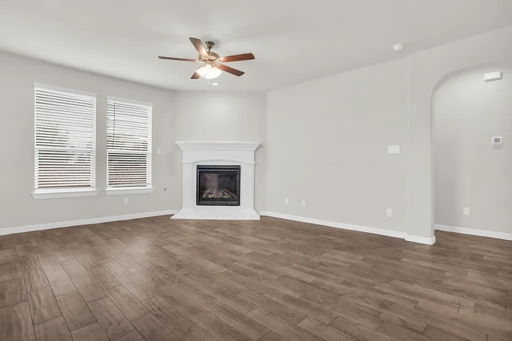 1140 Donnington Trail Saginaw TX 76131