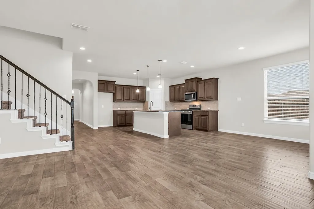 1140 Donnington Trail Saginaw TX 76131