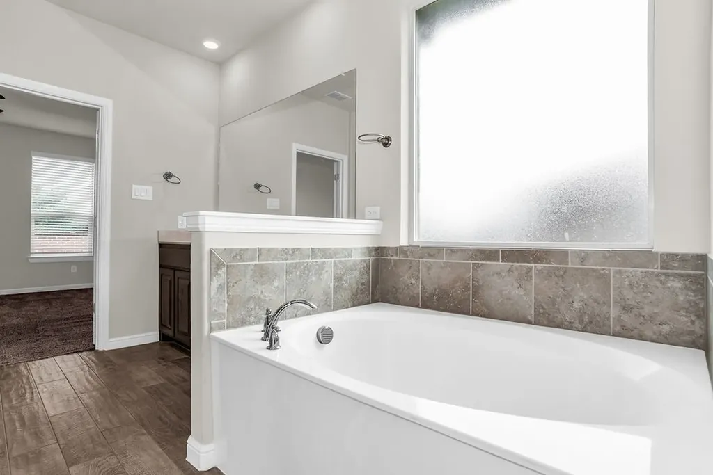 1140 Donnington Trail Saginaw TX 76131