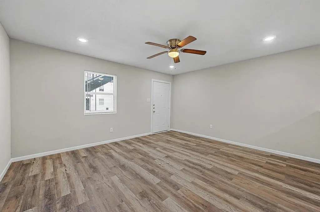 500 Us-75 N Van Alstyne TX 75495