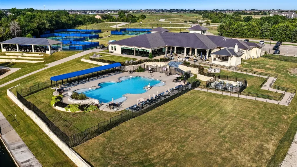 1121 Isaiah Court Heath TX 75126