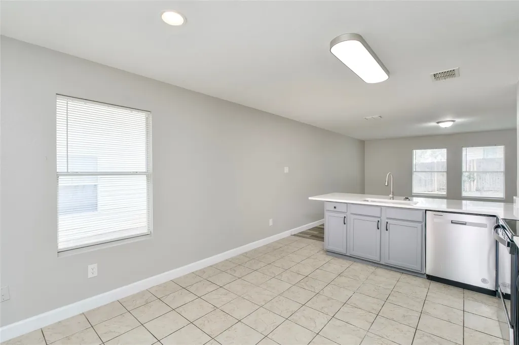 829 Santa Rosa Drive Fort Worth TX 76052