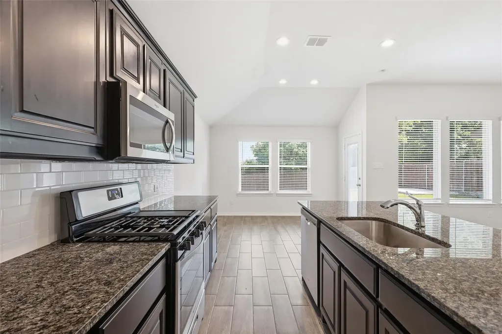 1836 Agarito Drive Weatherford TX 76086