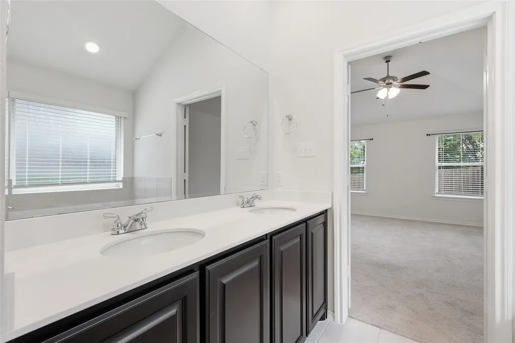 1836 Agarito Drive Weatherford TX 76086