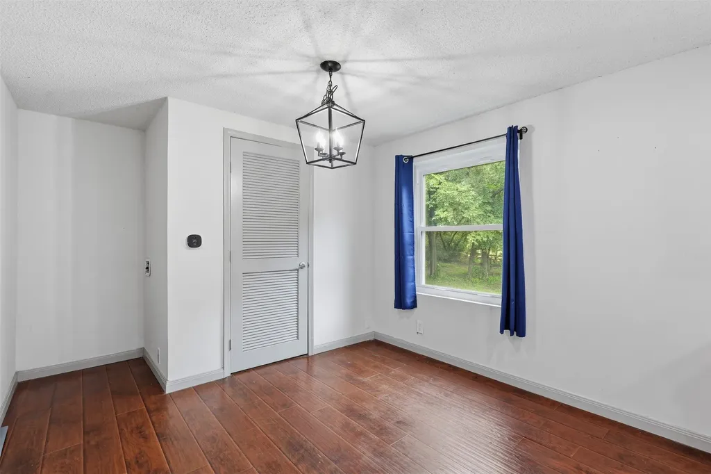 907 Quail Run Cleburne TX 76031