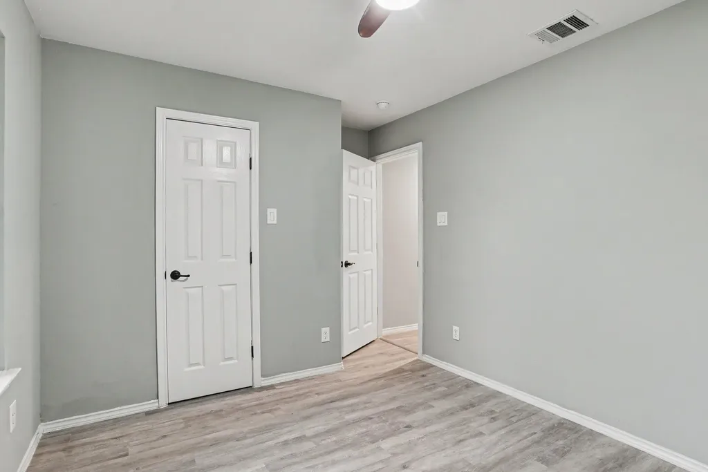 4519 Yancy Street Dallas TX 75216