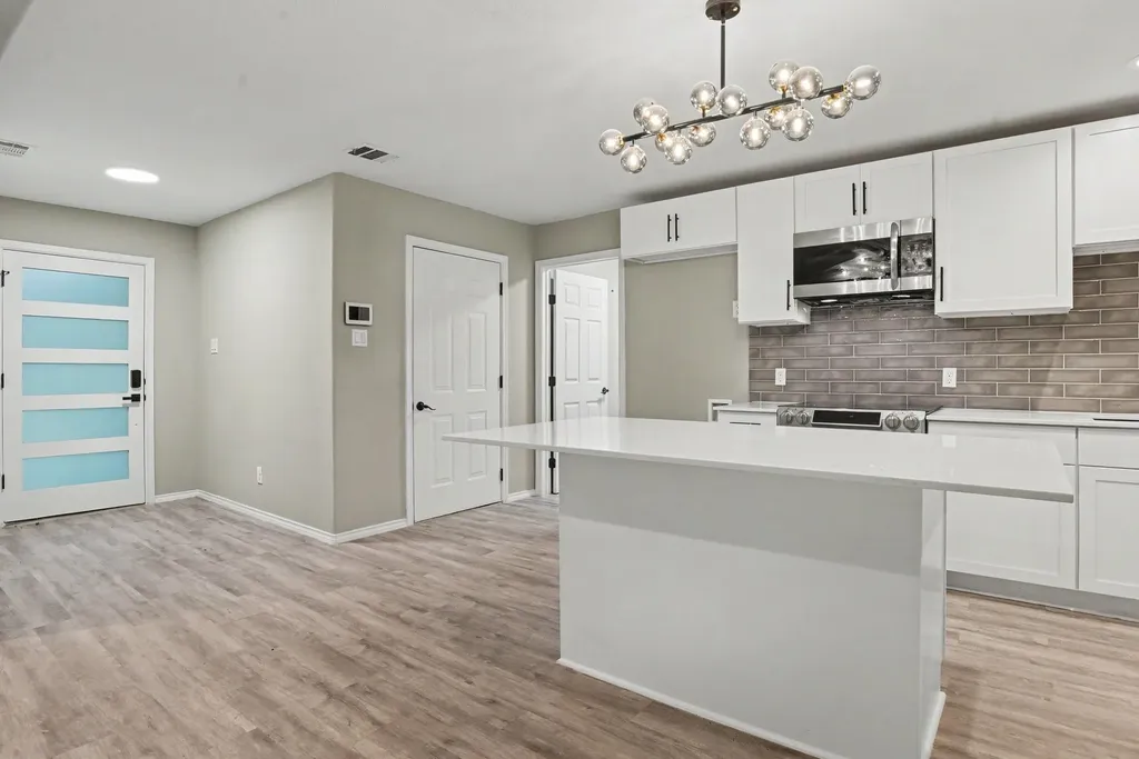 4519 Yancy Street Dallas TX 75216