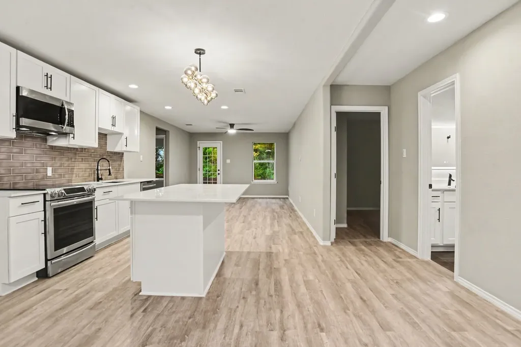 4519 Yancy Street Dallas TX 75216