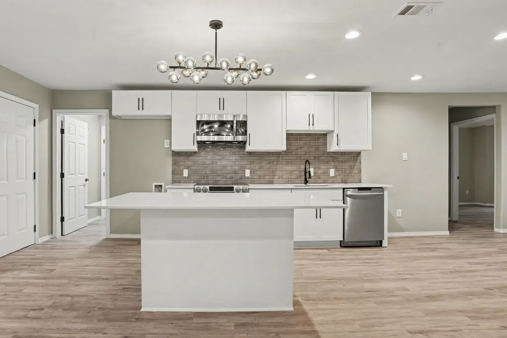 4519 Yancy Street Dallas TX 75216