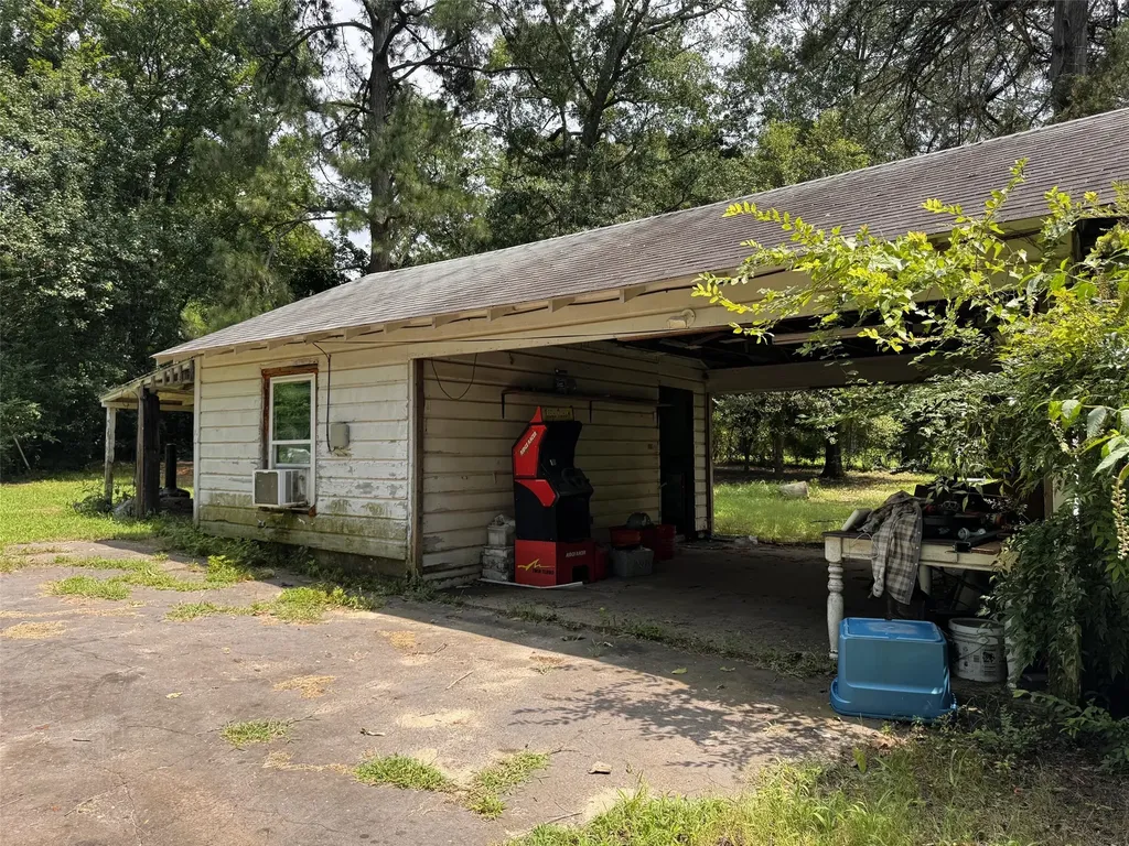 406 Pace Avenue Naples TX 75568
