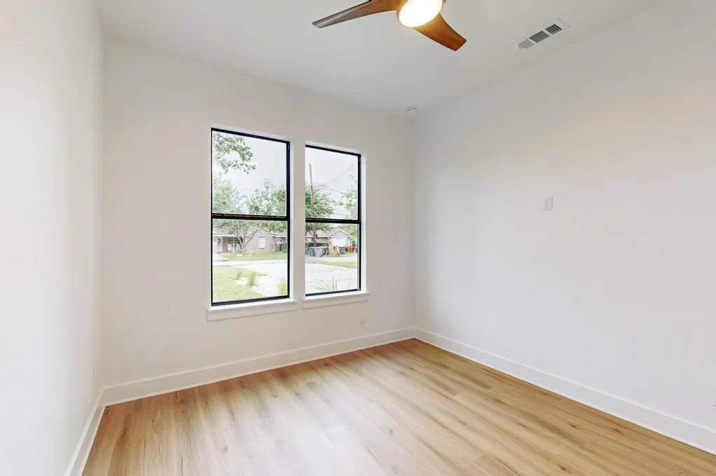 4109 Rupert Street Dallas TX 75212