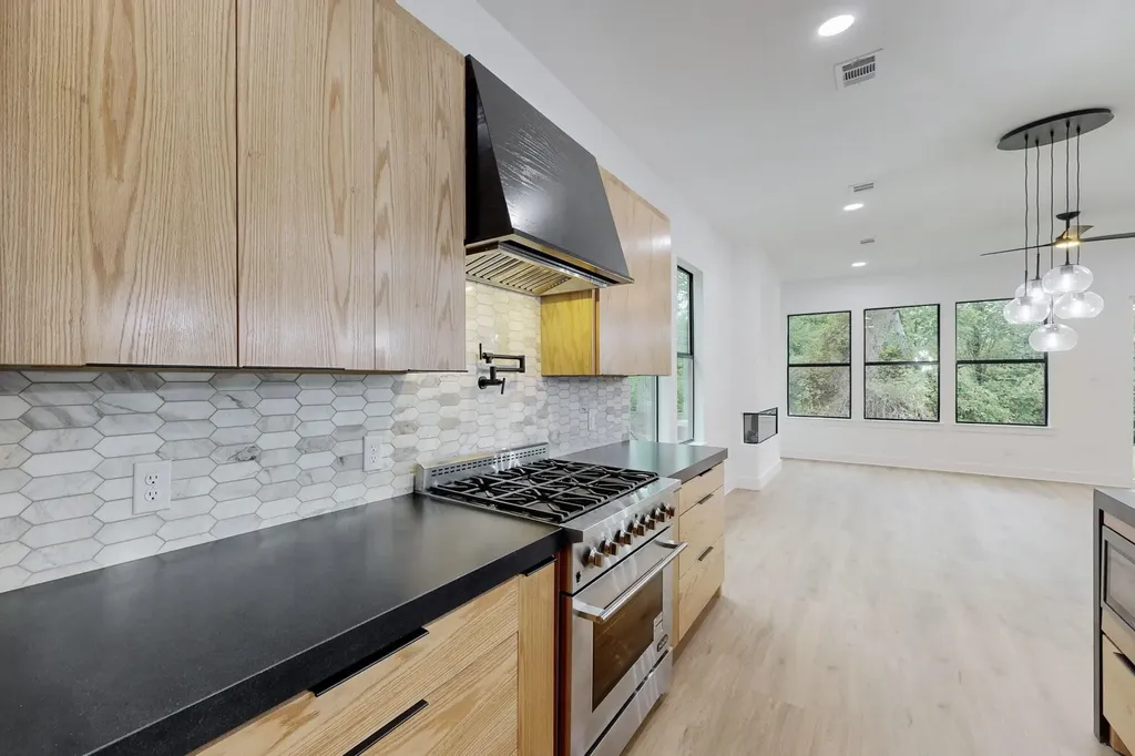 4109 Rupert Street Dallas TX 75212