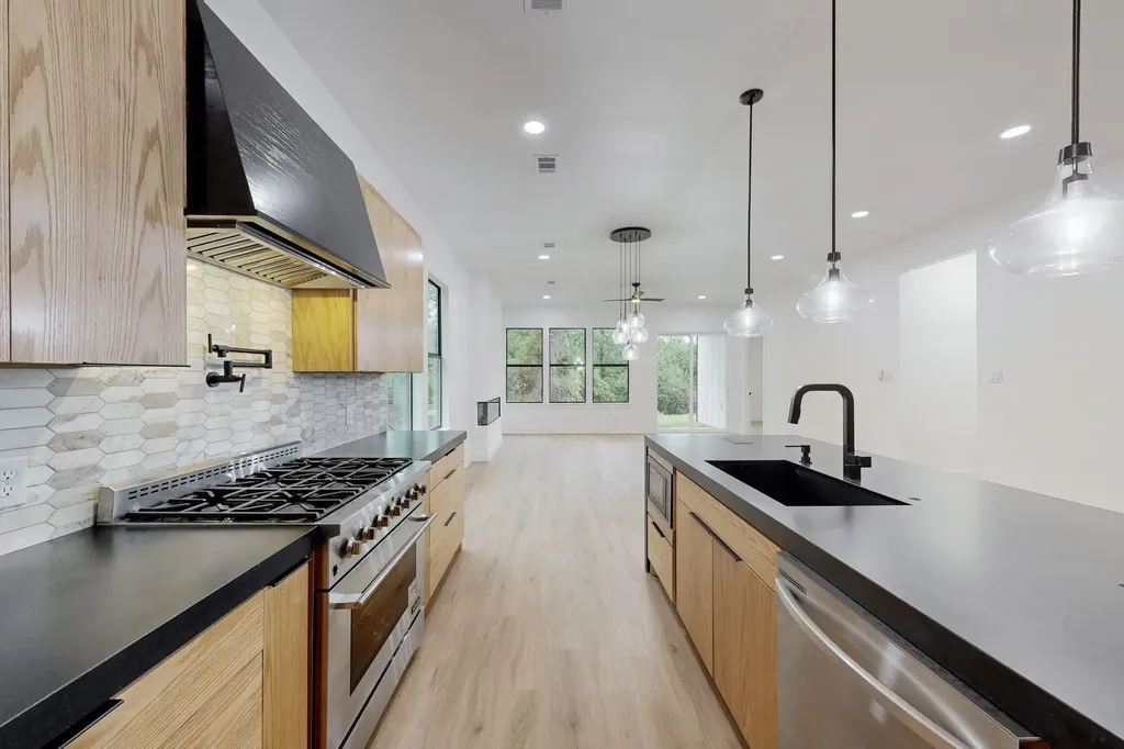 4109 Rupert Street Dallas TX 75212