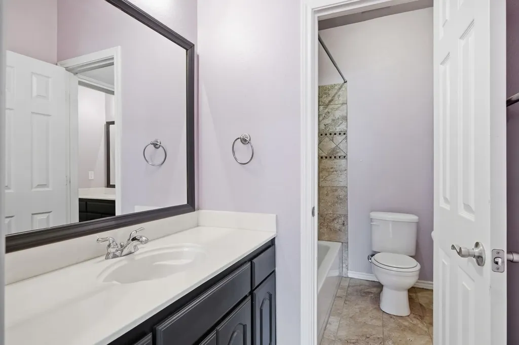 10 Saddlewood Court Mansfield TX 76063
