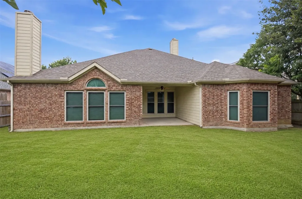 10 Saddlewood Court Mansfield TX 76063
