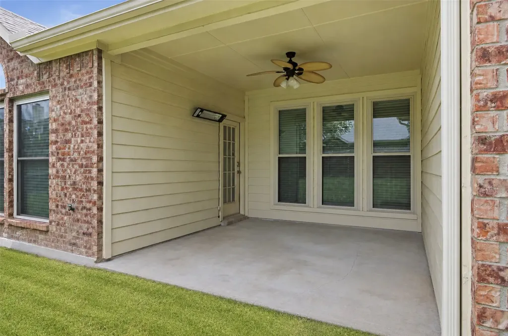 10 Saddlewood Court Mansfield TX 76063