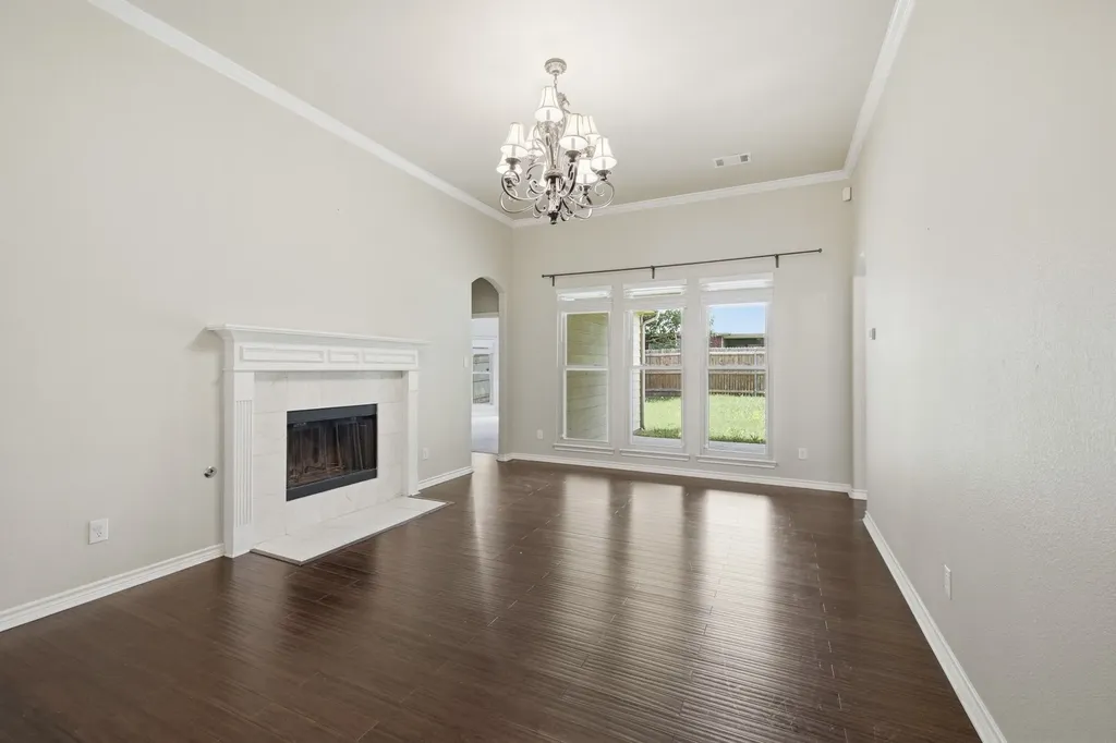 10 Saddlewood Court Mansfield TX 76063