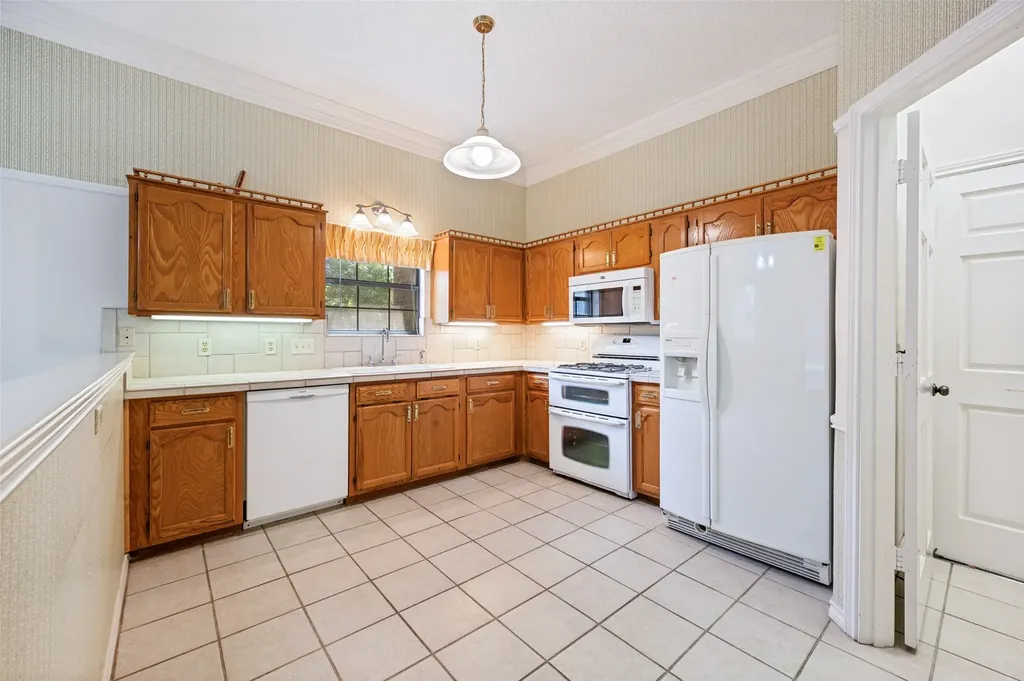 2522 Danny Lane Farmers Branch TX 75234