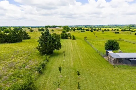 761 Dovie Lane Milford TX 76670