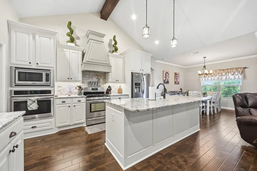 235 Vz County Road 2162 Canton TX 75103