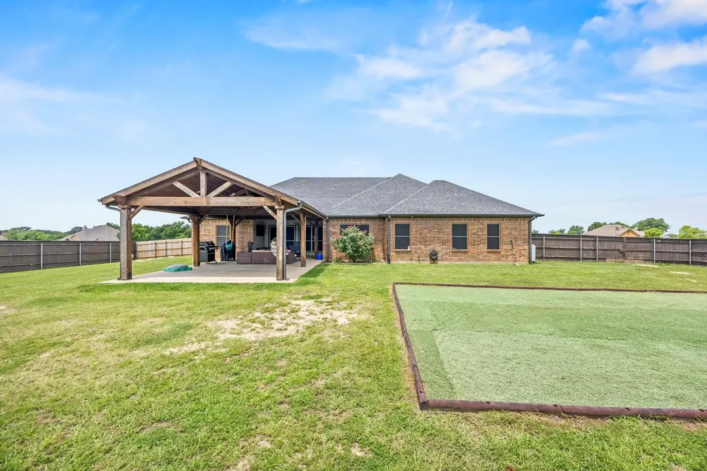 235 Vz County Road 2162 Canton TX 75103