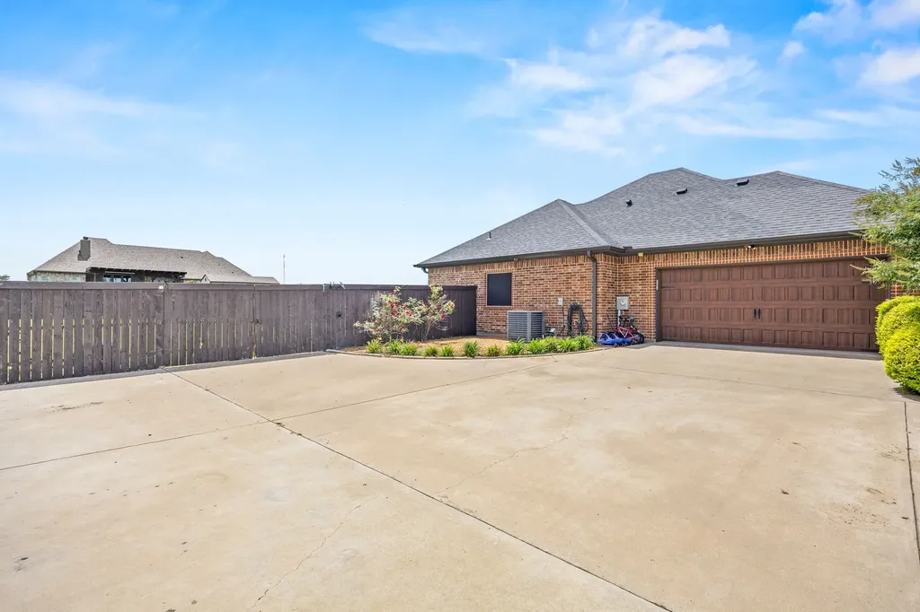 235 Vz County Road 2162 Canton TX 75103