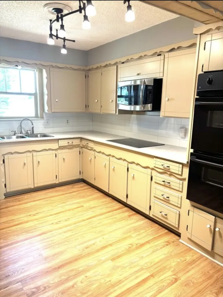 606 Laurence Drive Heath TX 75032